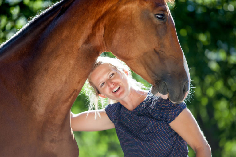 portrait horse and young woman owner