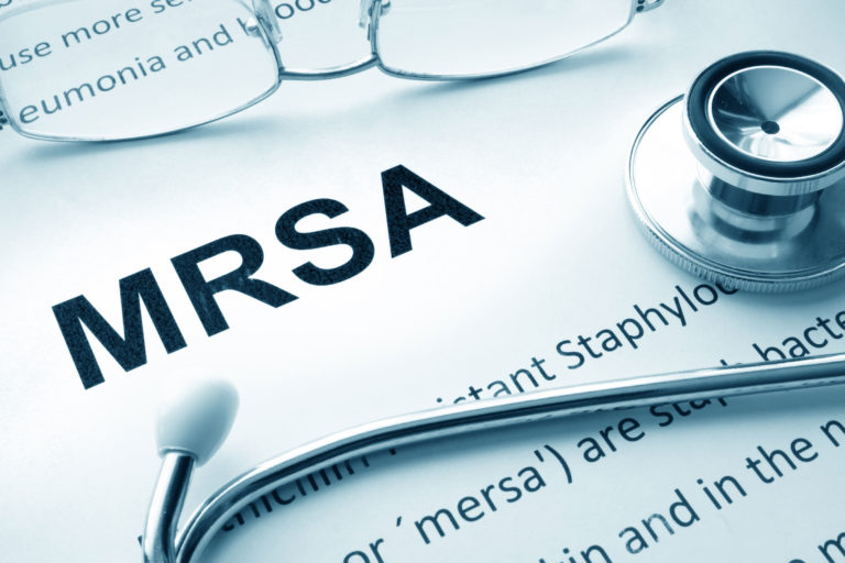 MRSA graphic stethoscope