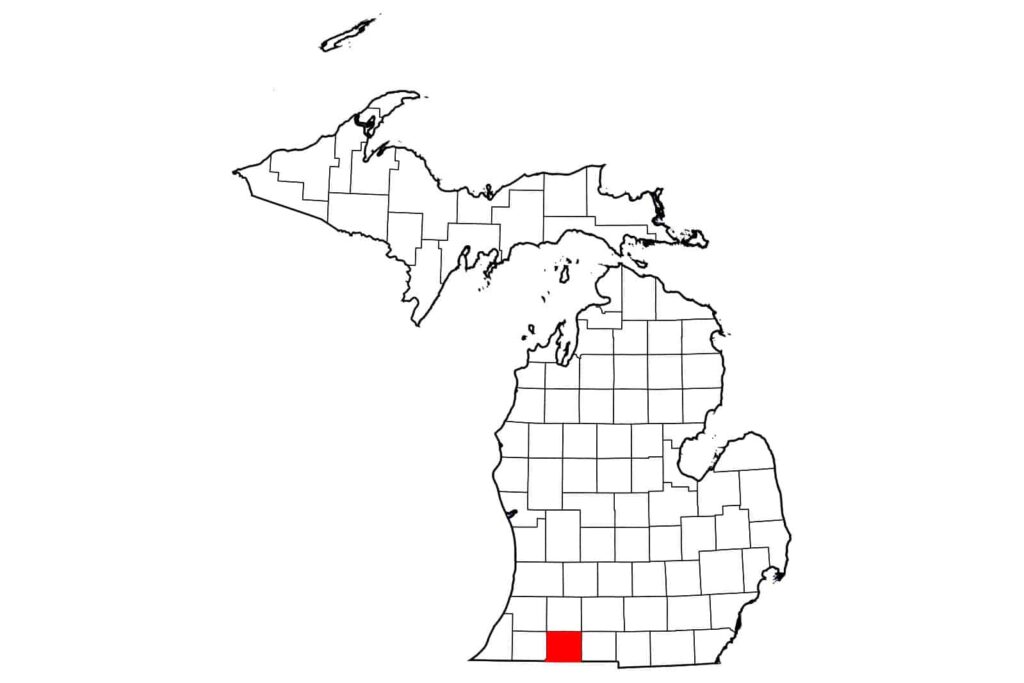 A Standardbred gelding in St. Joseph County, Michigan, is positive for strangles, and three additional horses are exposed.    