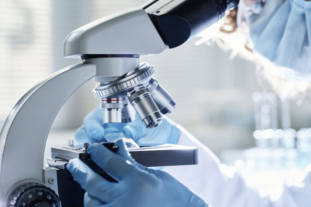 Optical microscope, required to perform AST of equine microbes